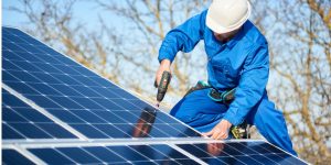 Installation Maintenance Panneaux Solaires Photovoltaïques à Guitry